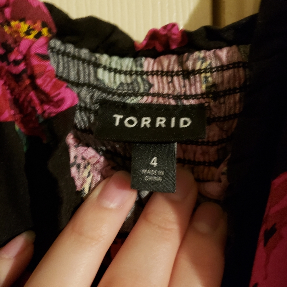 Torrid, Ruffle Jumpsuit, Orange and Pink Floral, Black Jumpsuit, Size 4 - Picture 4 of 4
